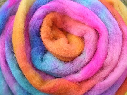 My first dyed roving!