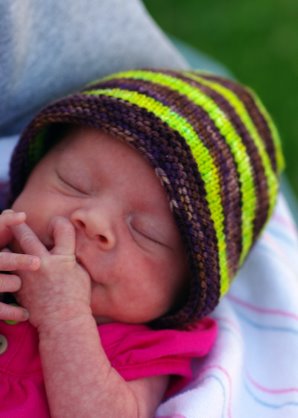 Bright stripey Bonnet