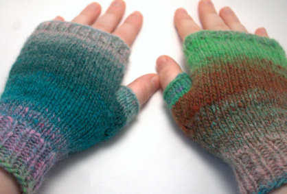 Kolenya Mitts