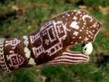 Robot Mittens with hearts knit completely in second contrast color.